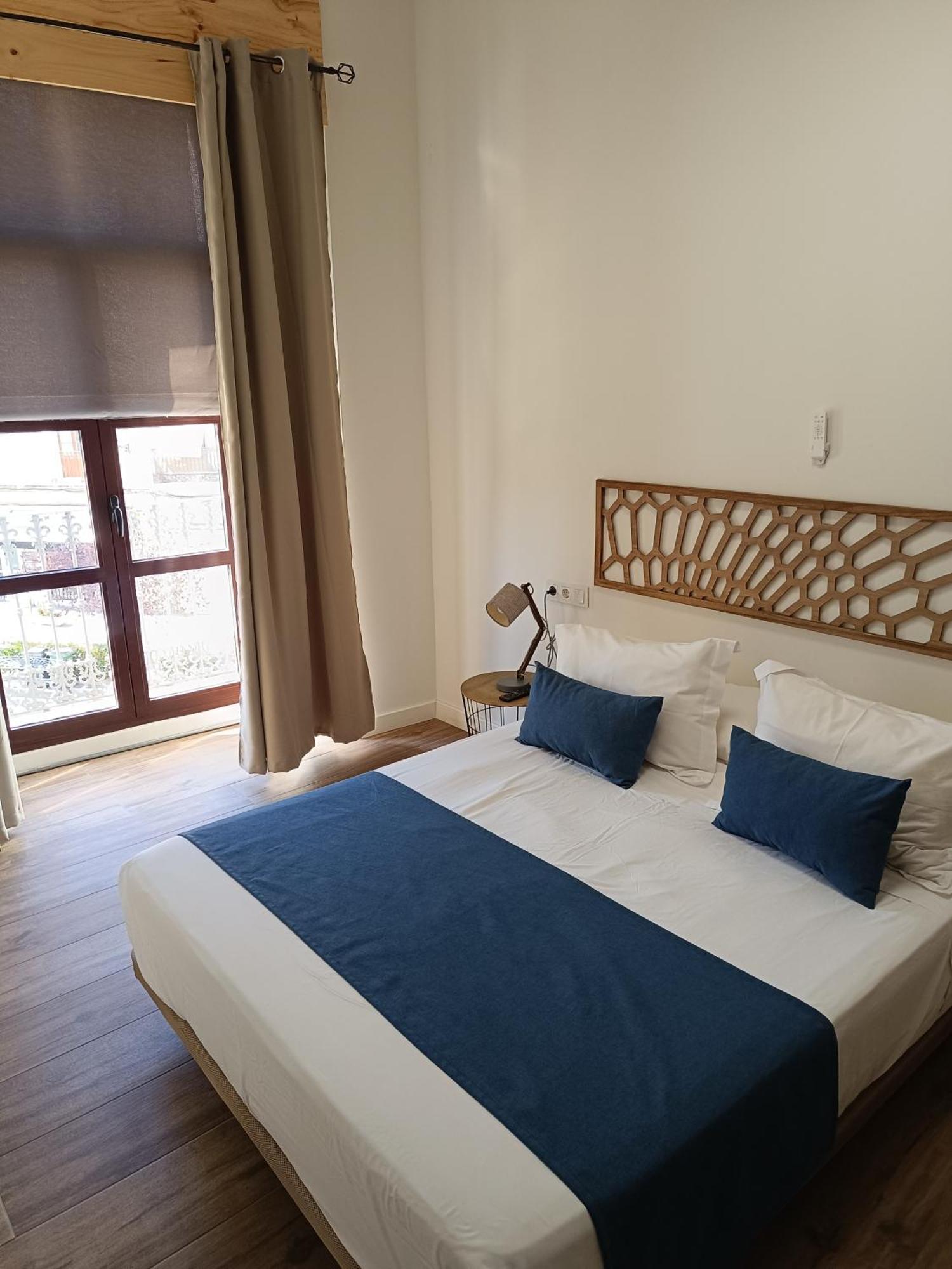 Apartamentos Al-Qazeres Luxury La Concepcion Caces Eksteriør bilde