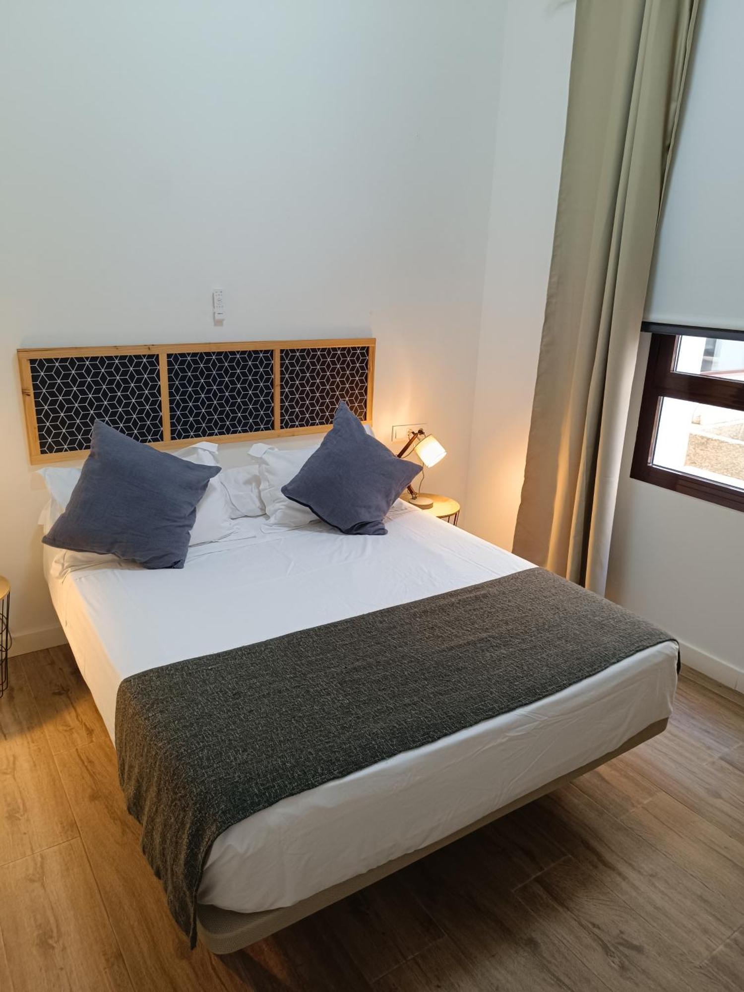Apartamentos Al-Qazeres Luxury La Concepcion Caces Eksteriør bilde