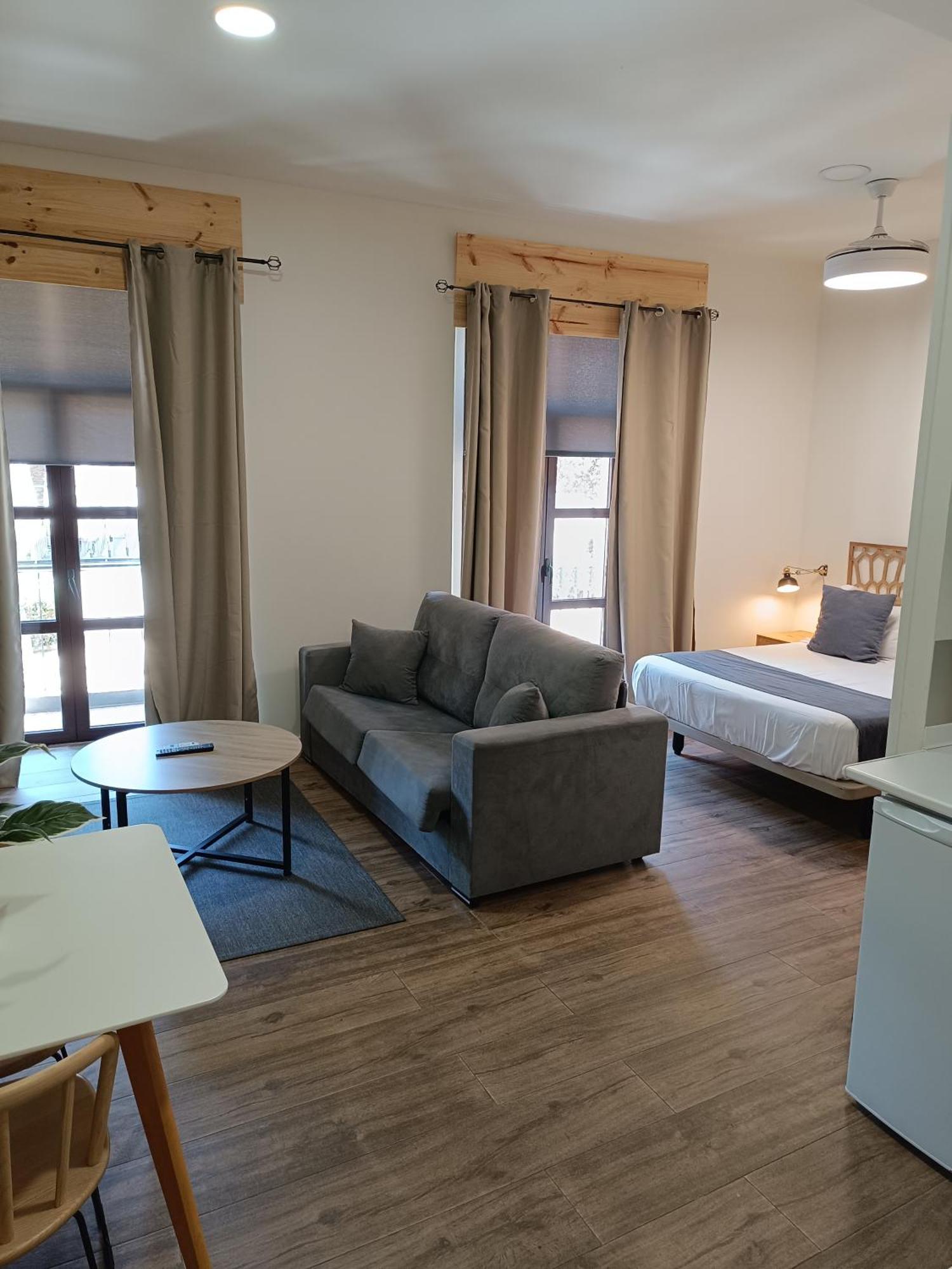 Apartamentos Al-Qazeres Luxury La Concepcion Caces Eksteriør bilde