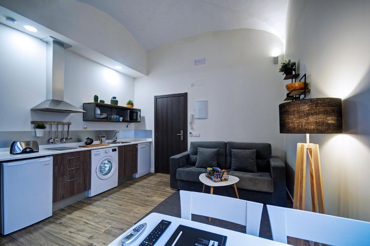 Apartamentos Al-Qazeres Luxury La Concepcion Caces Eksteriør bilde