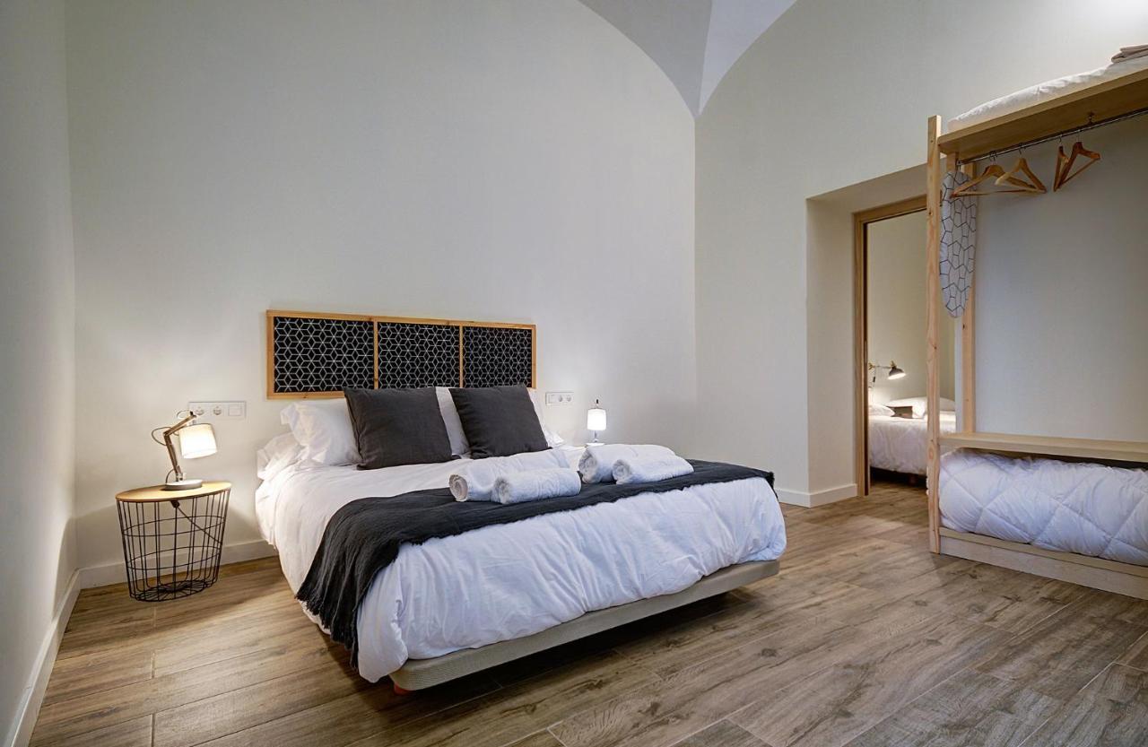 Apartamentos Al-Qazeres Luxury La Concepcion Caces Eksteriør bilde